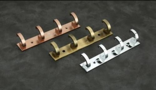 Aluminium Wall Hanger, Mounting Type : Wall-mounted