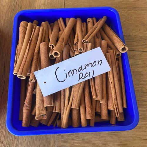 Cinnamon Rolls, Color : Brown, Grade : Food Grade for Cooking