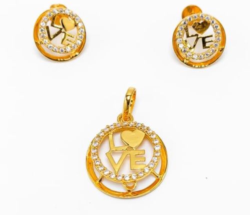 22KT New Design Gold Pendant Set Stone