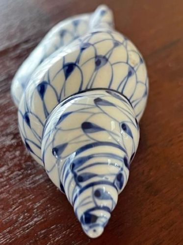Smooth Finish Ceramic Conch Shell Shankh Varies