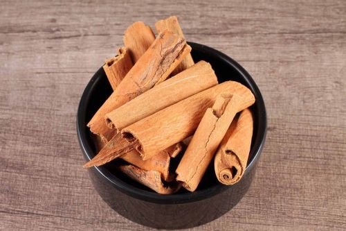 Brown Natural Cinnamon, Packaging Type : Sealed Container