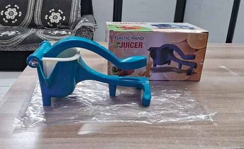 Plastic Blye Big Orange Hand Juicer, Color : Blue