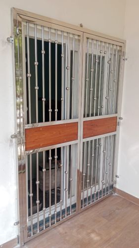 Polished Stainless Steel Safety Gate, Color : Silver