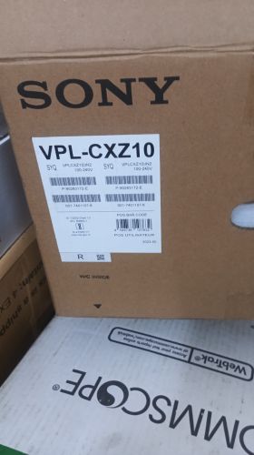 Video Projector, Color : Black Grey, Connectivity Type : Wireless