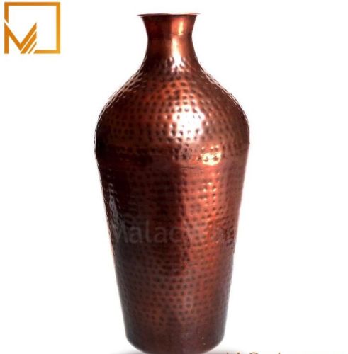 Hammered Finish Copper Flower Vase, Shape : Cylindrical