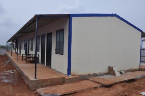 MS Prefabricated Panels Portable School Cabin 20x8 To 40x10 Feet