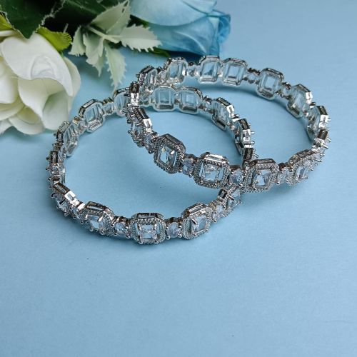 Cubic Zirconia Minimal Modern Cz Bangles, Brand Name : NIPSTec 2'6