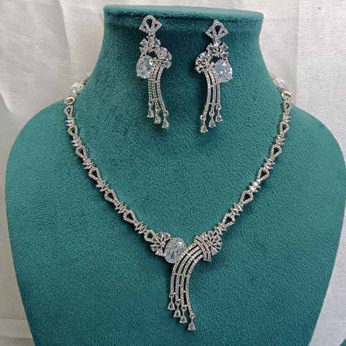 Cubic Zirconia Sparkling Silver-Tone Cz Statement Necklace Set