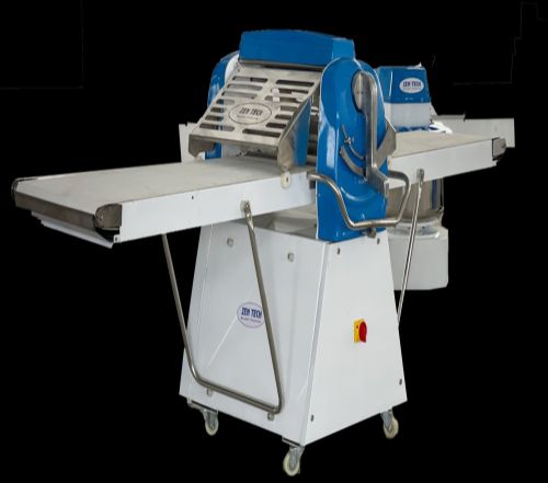 Dough Sheeter Machine, Voltage : 110 V for Bakery, Making Pastry