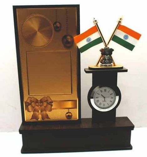 Table Top Wooden Memento 10-15 Inch for Gift Product