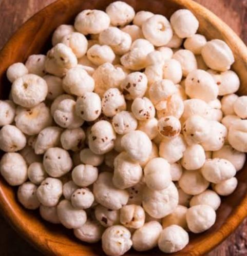Raw makhana, Packaging Type : White, Creamy for Light Sweet