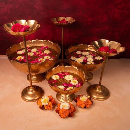 Gold Taj Bowl Urli Set OF 3