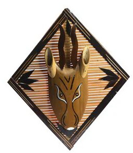 Bamboo Art Wall Hanging – Rhombus Shaped Bull Face Design