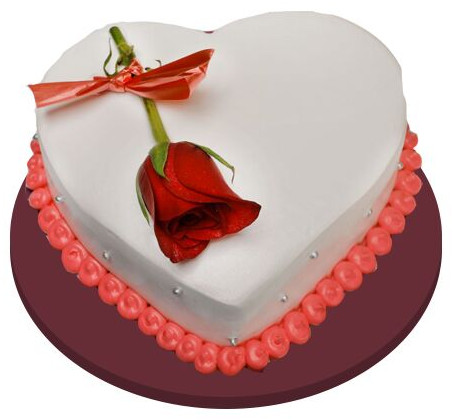 Vanilla Heart Cake With Rose