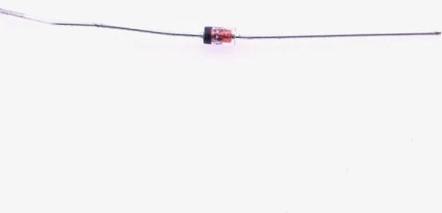 1N4738A 8.2V Zener Diode