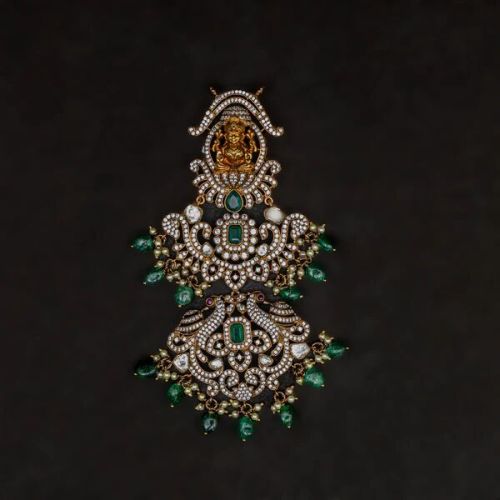 Aarohi Pendant