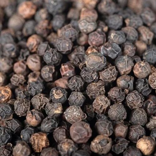 Light Berries With Husk Black Pepper