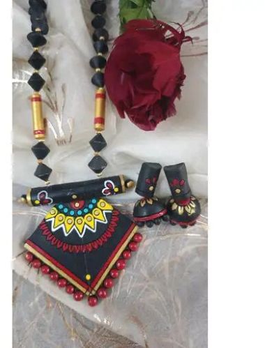 Tani's Choice Noir Elegance Terracotta Necklace Set