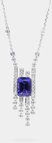 Violet Oval Shaped Tanzanite Women Pendant With Chain