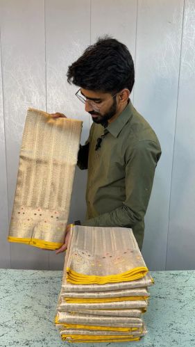 Soft Tissue Silk Jacquard Design Handloom Banarasi Saree