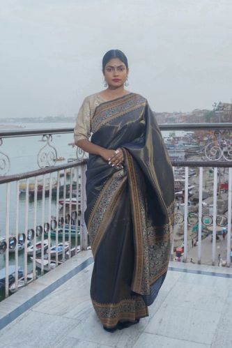 Kanyakumari Black Pure Satin Silk Banarasi Handwoven Saree