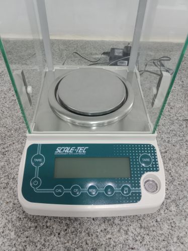 Analytical Balances, Brand Name : scaletec, Packaging Type : Black