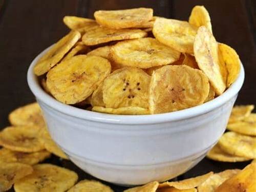 Banana Chips, Color : Yellow, Taste : Salty, Packaging Size : 500gm