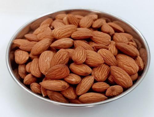 Soft Raw Almond Nuts, Color : Brown, Grade Standard : Food Grade, Packaging Type : PP Bags