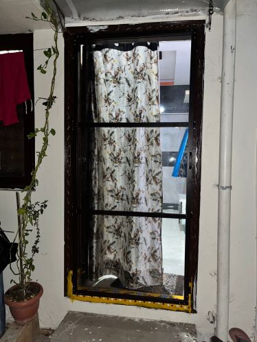 Aluminium Mosquito Mesh Door, Color : Brown, Width : 3-4Ft For Home