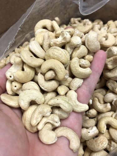 Cashew, Packaging Size : Min 1kg, Packaging Type : Transparent