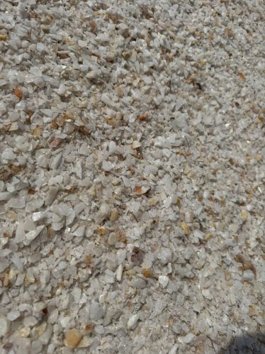Quartz Grits, Shape : Stone, Lumps, Packaging Type : White