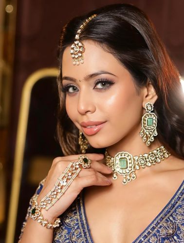 Artificial Jewelry Wedding Wear, Gender : Female