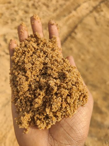 River sand, Packaging Type : Brown, Form : Dust for Construction