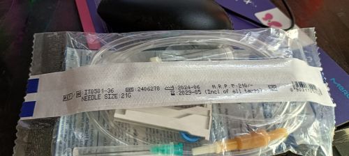 Nv IV Infusion Set Without Air Vent, Color : White For Laboratory