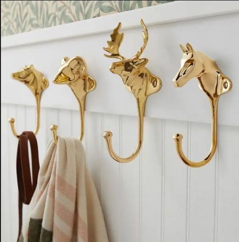 Plain Polished Rustic Metal Wall Hanger