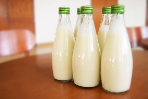 A2 Kankrej Cow Milk, Purity : 99.99%, Form : Liquid