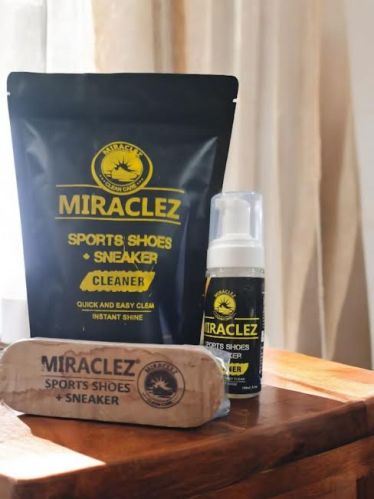 Miraclez Shoe Cleaner Spray, Form : Liquid