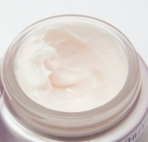 Sunscreen Cream, Color : White, Gender : Female, Male