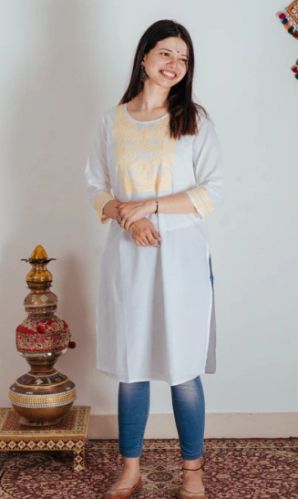 Floral Fusion - Muslin Chikankari Kurti