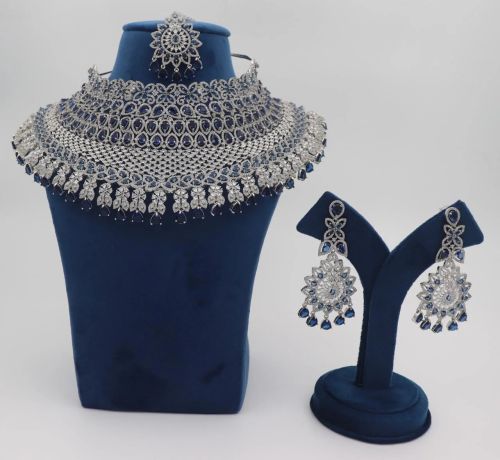 Brass Eleanor Emerald Womens Diamond Necklace Set, Color : Blue