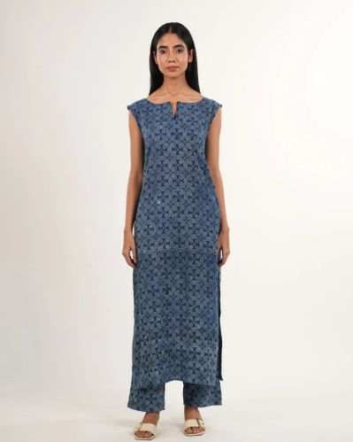 Neelmii Indigo Floral Ladies Kurta Set
