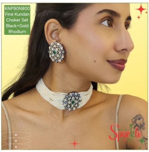 Fine Ladies Kundan Choker Set with Clustered Pearl Strings