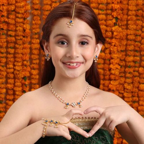 Kids Kundan Blue Stone Jewelry Set In Gold Plated