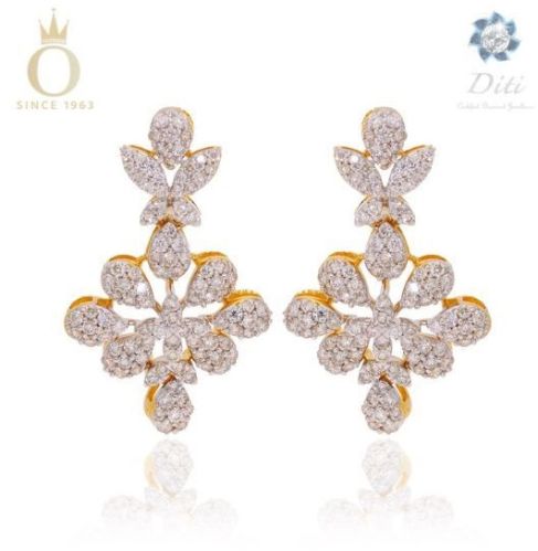 18k Yellow Gold Sparkling Flower Ladies Diamond Earrings