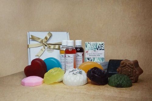 Natural Ingredients Bath Soap Set
