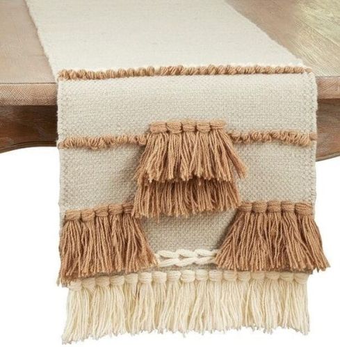 Premium Materials Tranquil Haven Table Runner