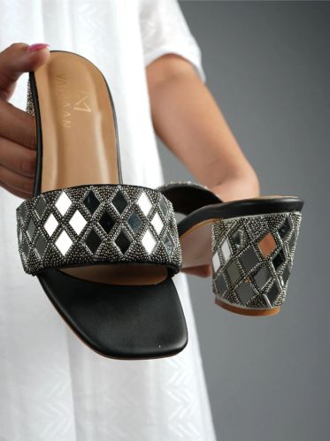 Vaidaan Affagato Ladies Heels Sandal, Color : Black, Silver