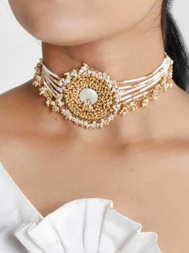 Mehtaab Ladies Choker Necklace, Color : Gold, Cream
