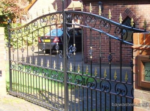 Welderwale Metal Swing Gates