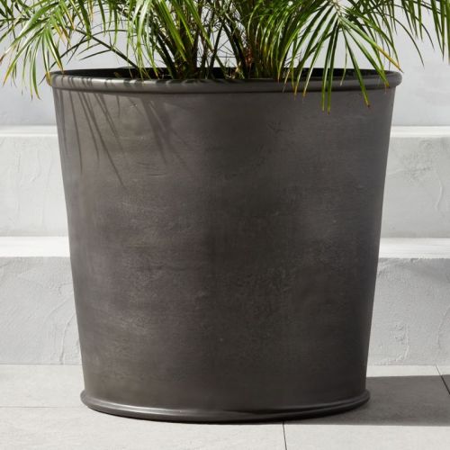 Plain Polished Black Round Aluminum Planter 24X24X22 Inch